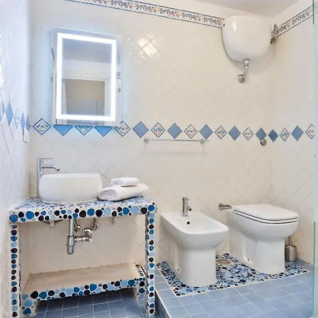 Guesthost - Casa Pajolo * Nápoly